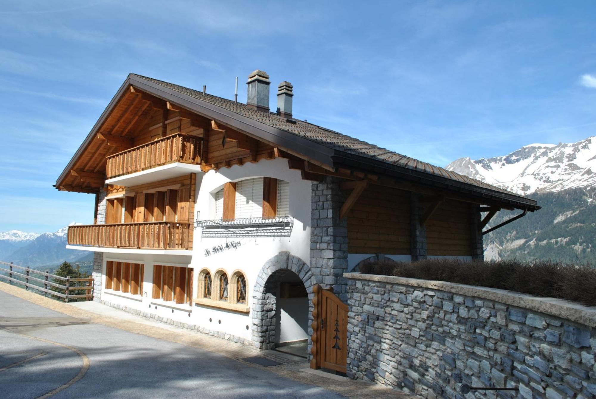 Les Petits Melezes Bed & Breakfast Crans-Montana Exterior photo